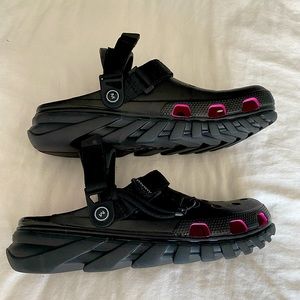 AUTHENTIC Post Malone Crocs in Black and Hot Pink